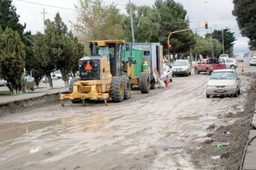 Obras p�blicas estima que para la pr�xima semana estar� habilitada una calzada en avenida Rivadavia