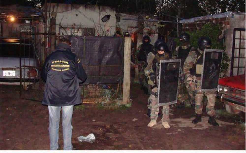 Acusan a madre e hija de liderar banda narco en Pilar