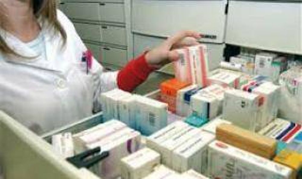 Capit�n Sarmiento: Lanzan campa�a para entregar medicamentos vencidos en farmacias