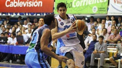 Pe�arol igual� la serie con una goleada