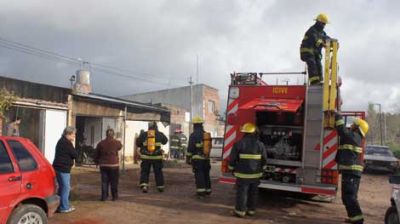 Incendio destruy� una habitaci�n 