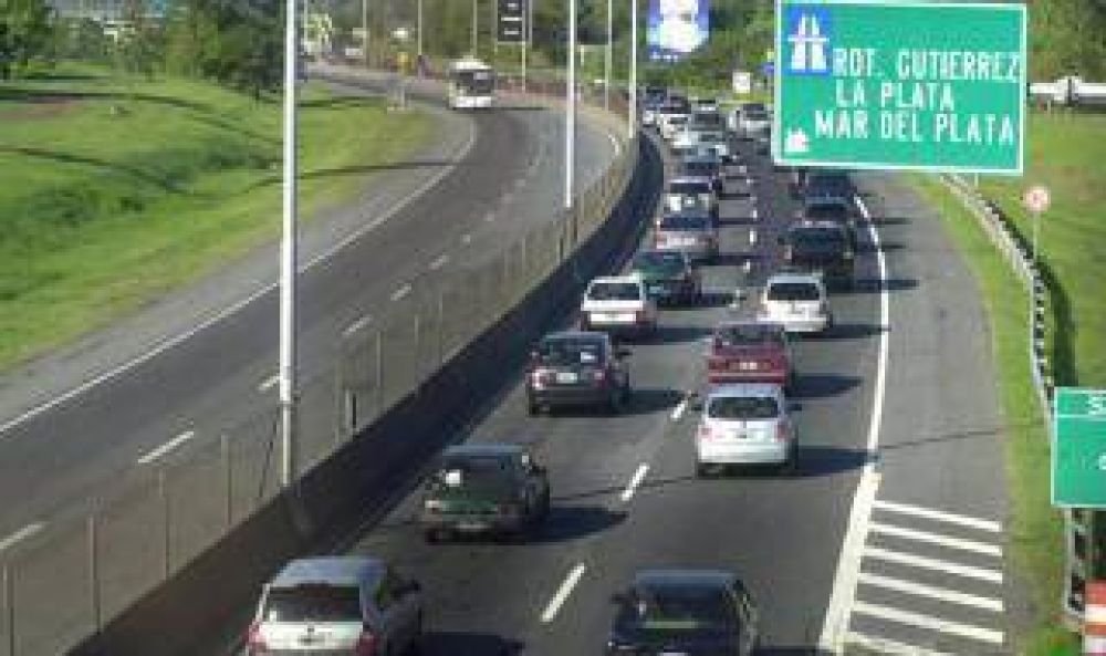 Prometen reforzar la seguridad en la Autopista Buenos Aires - La Plata