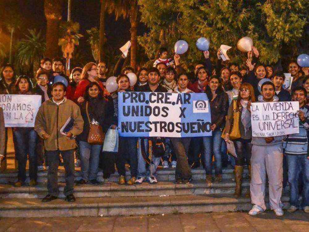 Bloquean un pedido de informes sobre Procrear
