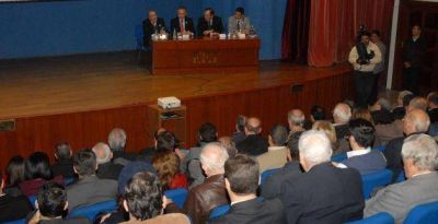 Jos� L�pez y empresarios analizaron proyectos de obras del Plan Quinquenal