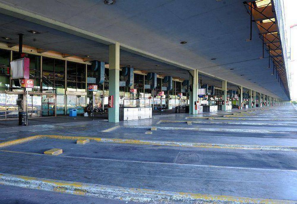 La UTA amenaza con un paro nacional de colectivos y micros