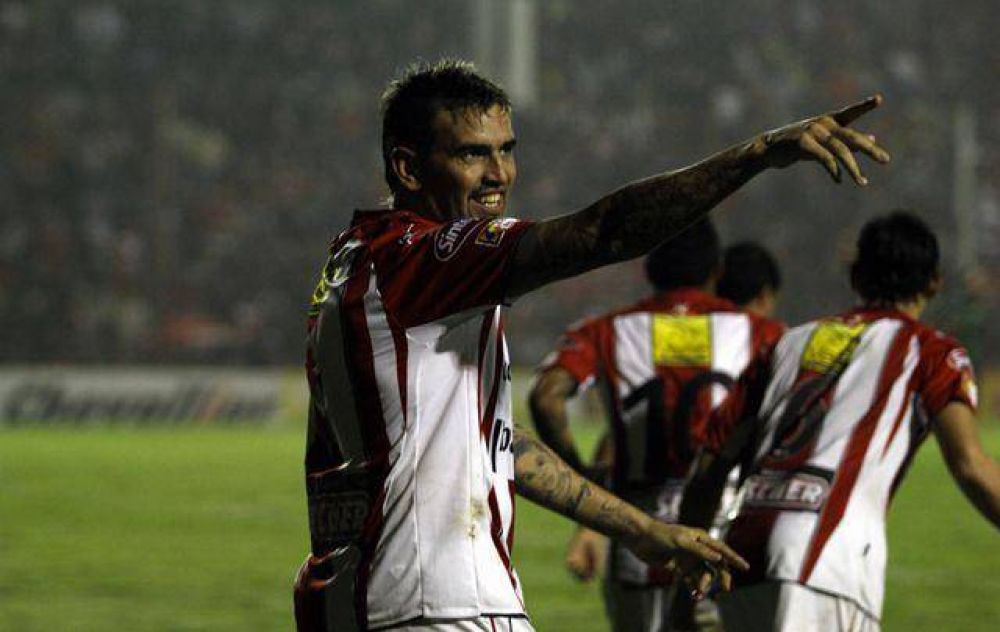 Instituto visita a Ferro en Caballito sin margen de error