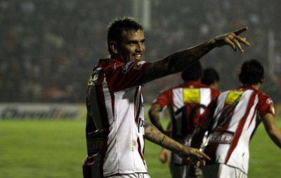 Instituto visita a Ferro en Caballito sin margen de error