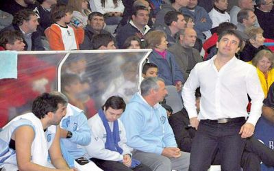 Dura derrota de Regatas y se complic�