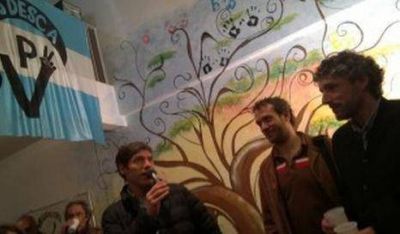 Abal Medina inaugur� un local de Descamisados