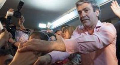 Para sepultar al alperovichismo: Cano sumar�a al massismo, el PRO e independientes, entre otros