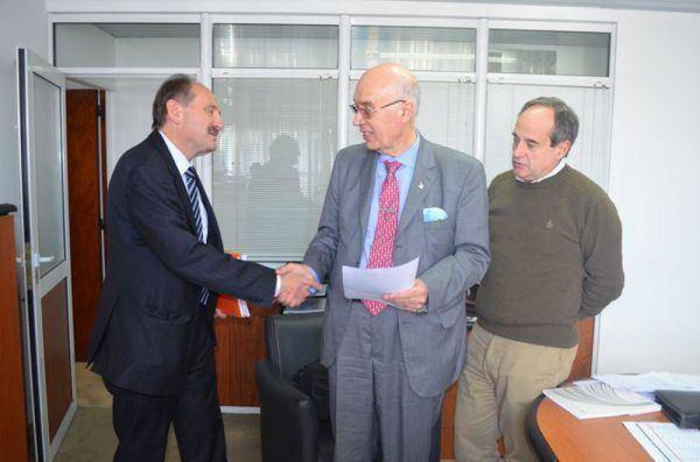 Gorosito anunci� la firma del contrato por la continuaci�n de la tercera etapa de desag�es pluviales
