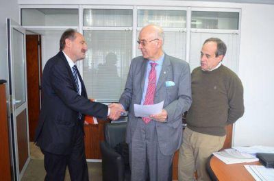 Gorosito anunci� la firma del contrato por la continuaci�n de la tercera etapa de desag�es pluviales