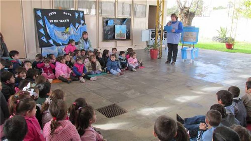 Los establecimientos educativos conmemoraron la Gesta de Mayo
