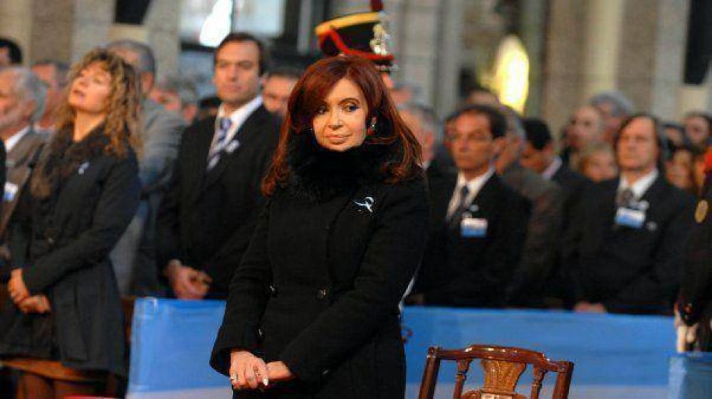 Cristina participar� por primera vez del Tedeum en la Catedral porte�a