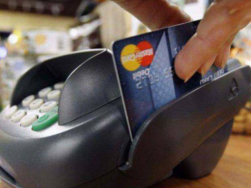 La estafa de los bancos por enviar tarjetas de cr�ditos no solicitadas