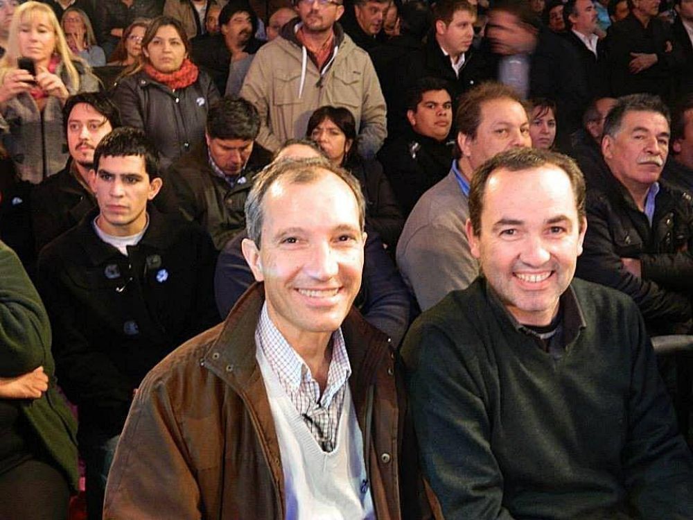 Mar del Plata aport� 25 mil firmas a la campa�a del massismo contra la reforma del C�digo Penal