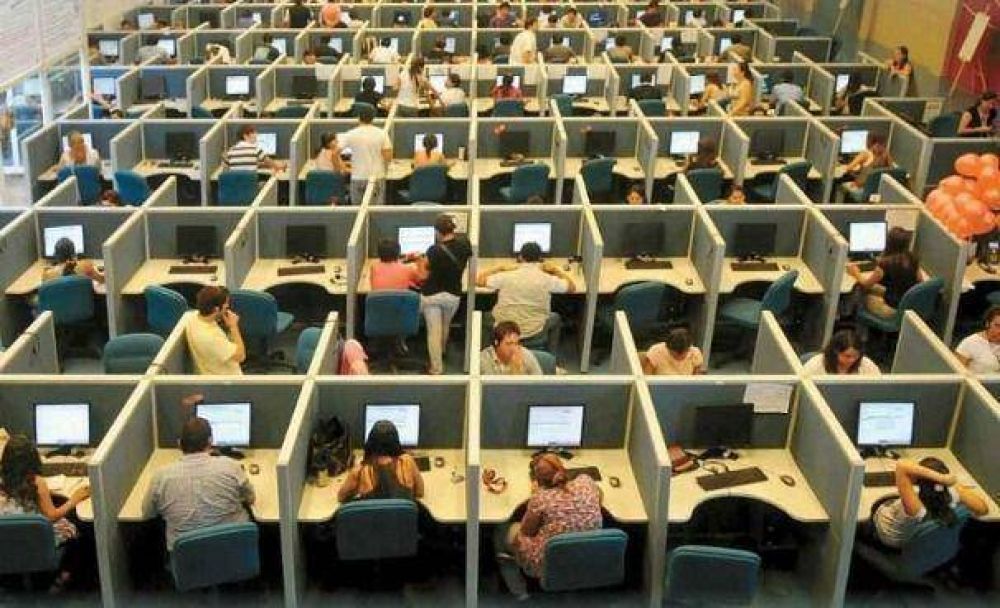 Atentos con Atento: abrieron el retiro voluntario y temen por despidos