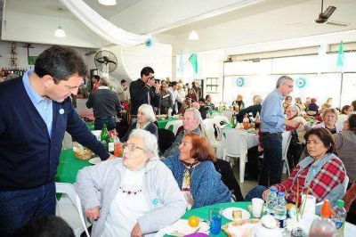 Sergio Massa y Julio Zamora disfrutaron la fiesta patria en Tigre
