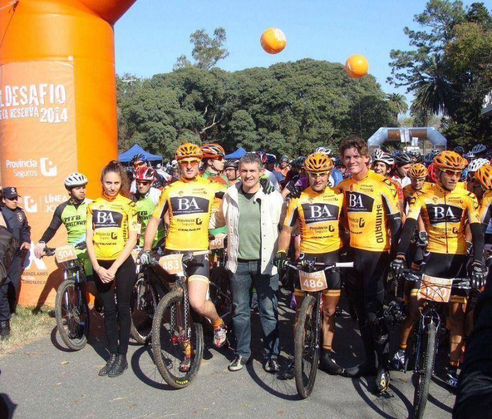 M�s de mil ciclistas por el medio ambiente