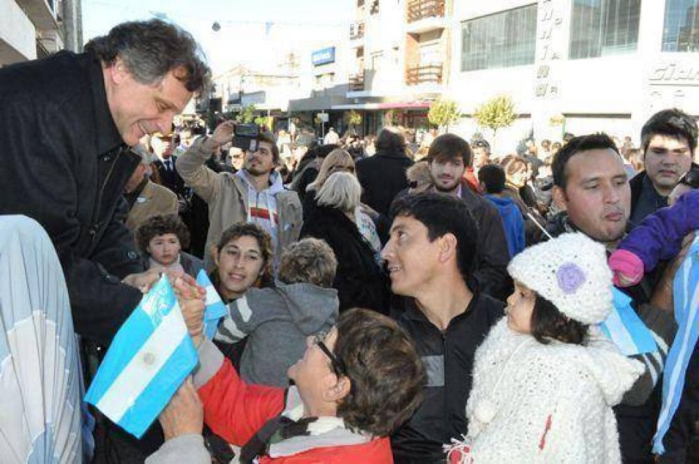 Pulti: �Un Cabildo Abierto en 2014 nos pedir�a que luchemos por la seguridad de todas las familias y en todos los barrios de la ciudad�