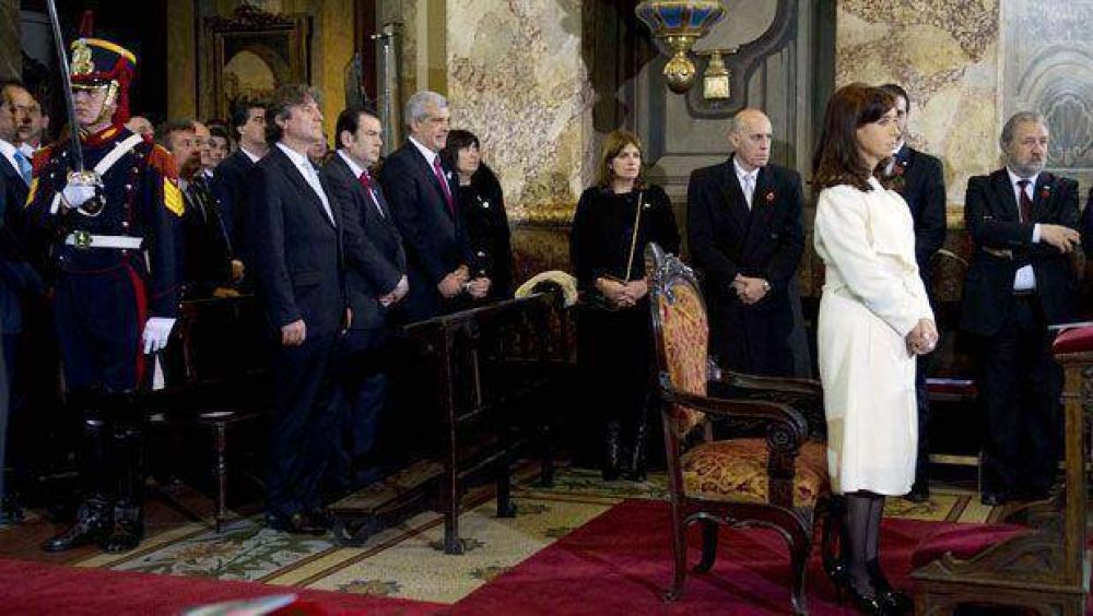 El matrimonio Zamora acompa�� a la presidenta en los festejos del 25 de mayo