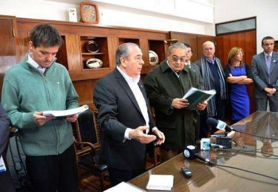 La demanda por el Atuel y la interna docente
