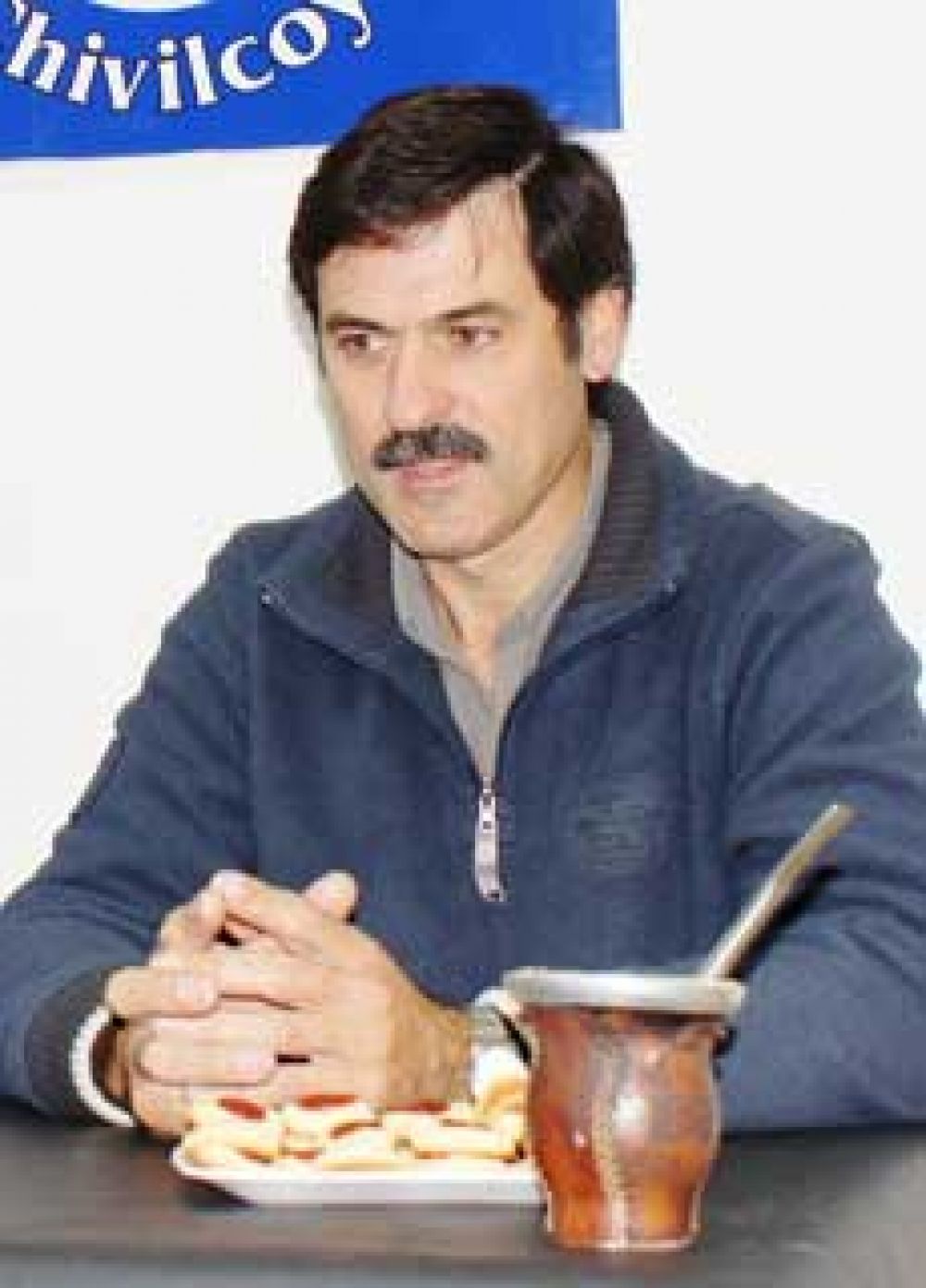 'Hay muchos canales que vuelcan a las calles y si la Municipalidad recorre los campos, los ver�' 
