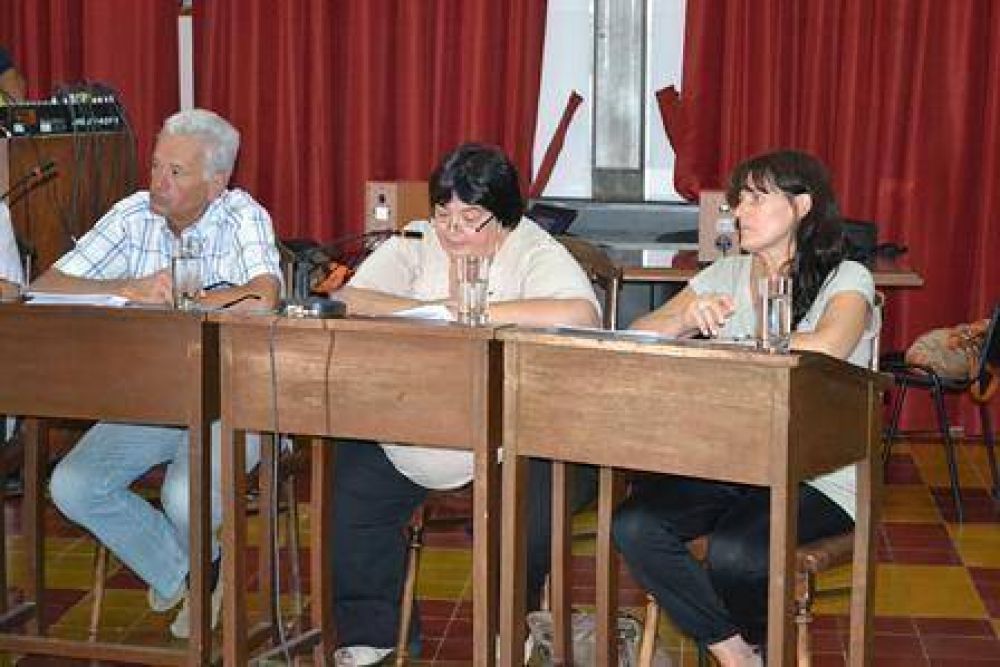El concejal Nicol�s Metzler cuestion� los gastos de combustible que figuran en Secretar�a de Gobierno