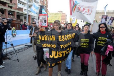 Familiares de v�ctimas de la inseguridad ingresaron al tedeum y al desfile