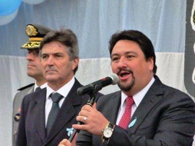D�a de la Patria: �Misiones es una de las cinco provincias que m�s creci� en la Argentina de los �ltimos a�os�, expres� Closs