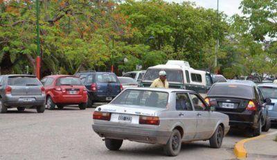 S�enz Pe�a: El sistema de estacionamiento medido entrar�a en vigencia desde septiembre