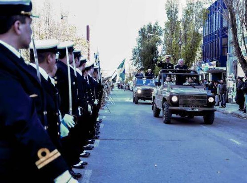 R�o Gallegos festej� el aniversario de la Patria
