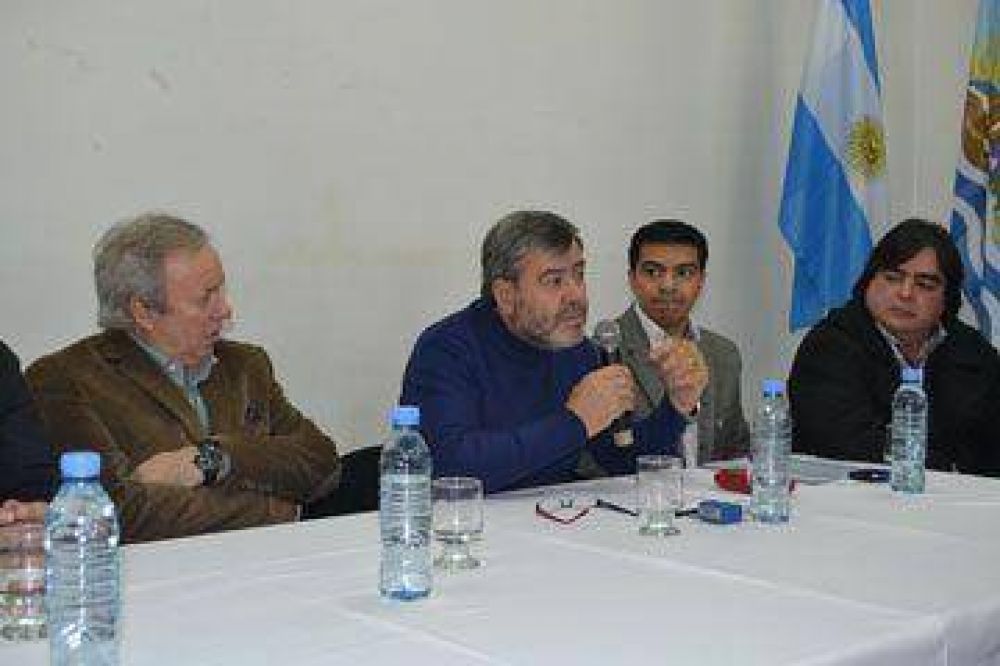 Peralta y Galuccio firmar�n convenio