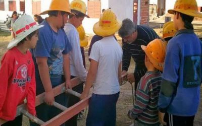 Capacitan a docentes y no docentes en seguridad escolar