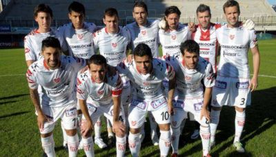 Instituto, a dos triunfos del ascenso