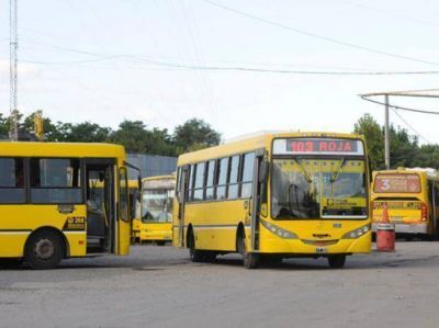 Choferes de colectivos de Rosario se suman al paro nacional de la UTA