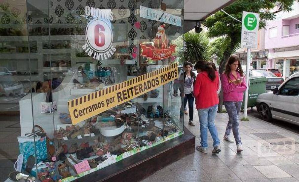 El municipio financiar� los �botones antip�nico�