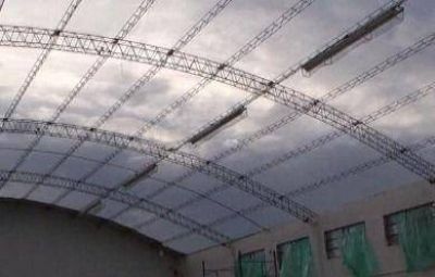 Comenzaron las esperadas obras de refacci�n de la Escuela 32 y la Secundaria 14 de Villa Gaucho
