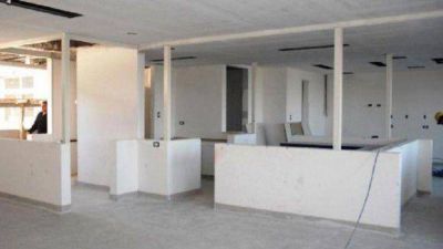 Alperovich: �Constru�mos cuatro hospitales nuevos�