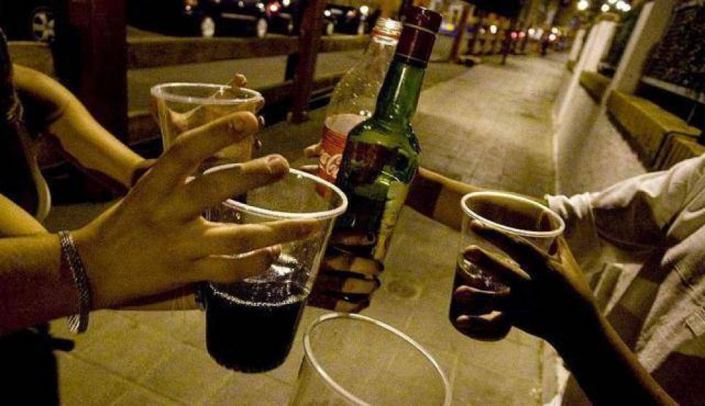 Sancionan a kioscos y pubs por la venta de alcohol a menores