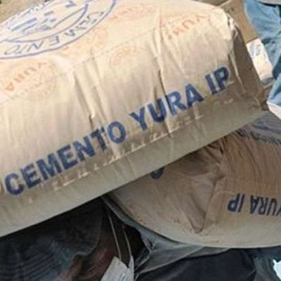 Demoran a cuatro sujetos por robo de bolsas de cemento en una obra