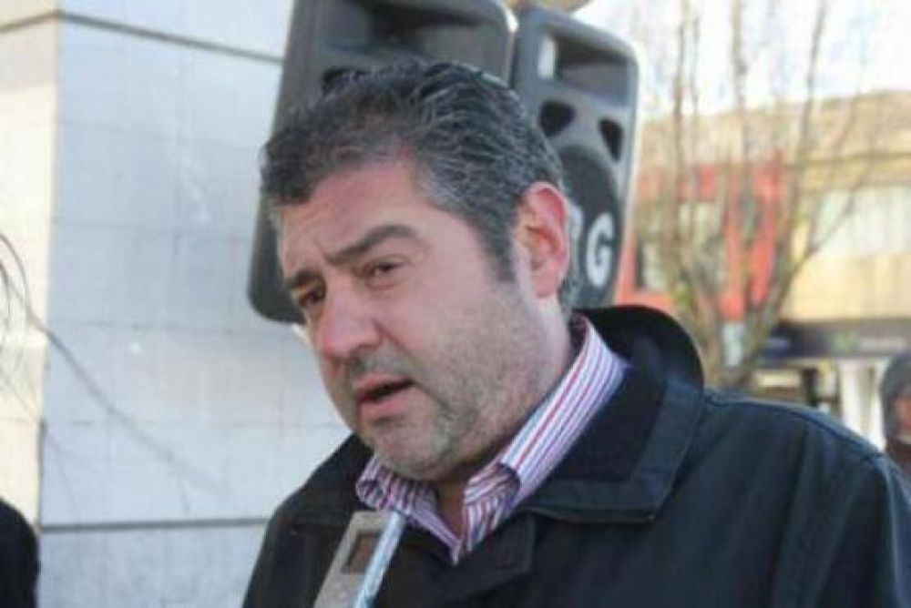Fadul pidi� m�s controles de tr�nsito para el 240 Viviendas