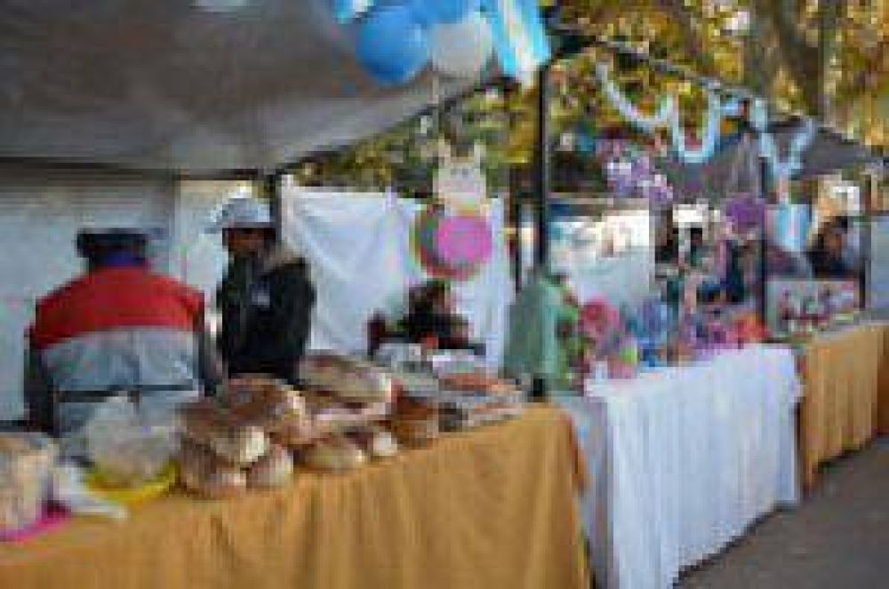 El Paseo de los Artesanos de Mdano de Oro cumpli su tercer aniversario