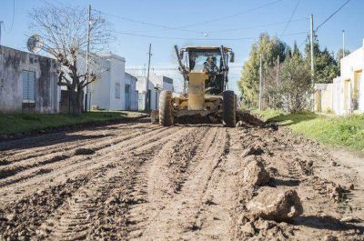 El Gobierno Municipal contin�a con el mejoramiento de calles y limpieza de terrenos