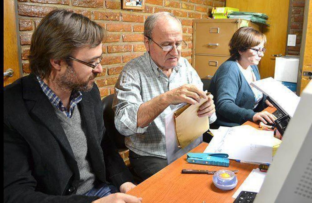 El Municipio licit� la adquisici�n de cuatro autom�viles