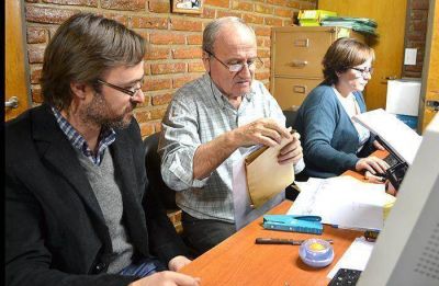 El Municipio licit� la adquisici�n de cuatro autom�viles
