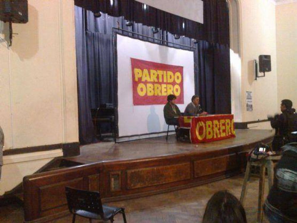 Pitrola visit� La Plata: �Los Scioli y los Massa van a Estados Unidos a rendir cuentas a ver si tienen apoyo�