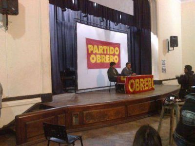 Pitrola visit� La Plata: �Los Scioli y los Massa van a Estados Unidos a rendir cuentas a ver si tienen apoyo�