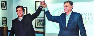 Roy Cortina se lanz� para la jefe de Gobierno