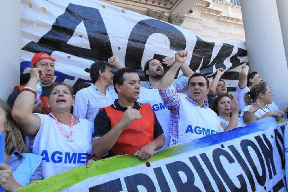 AGMER exige el pago del incremento salarial a todos los docentes jubilados
